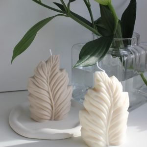 Bumbleberry Leaf Candle